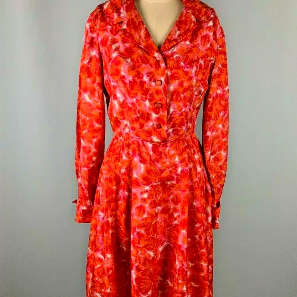 Vintage silk dress, hand sewn 50’s?